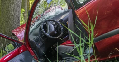 How to Deal with Insurance Adjusters After a Mississippi Car Crash